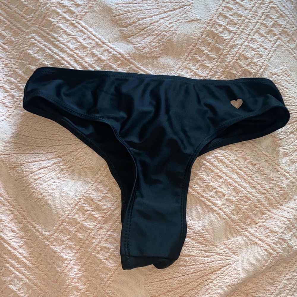 Bikini bottoms
